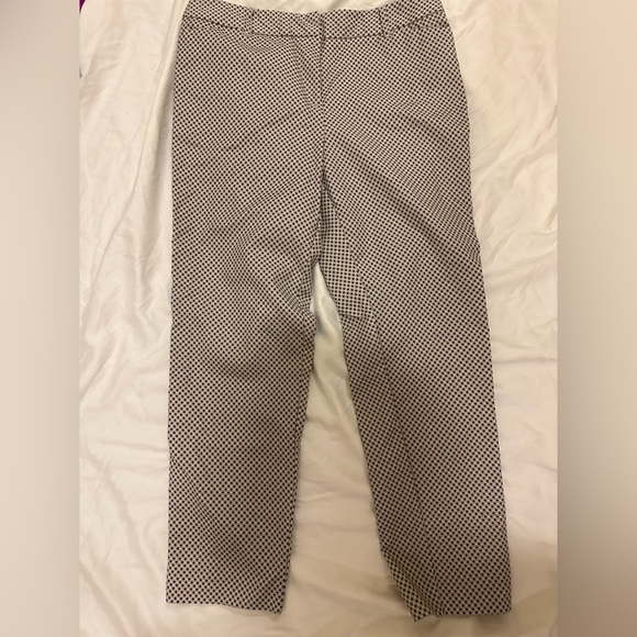 Liz Claiborne Career Emma Classic Ankle pants • Size 8 - Picture 1 of 4
